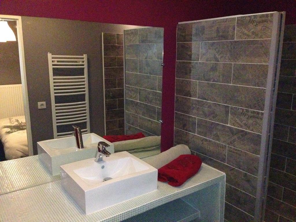 Appartements D'Hotes Santa Giulia Niort Room photo
