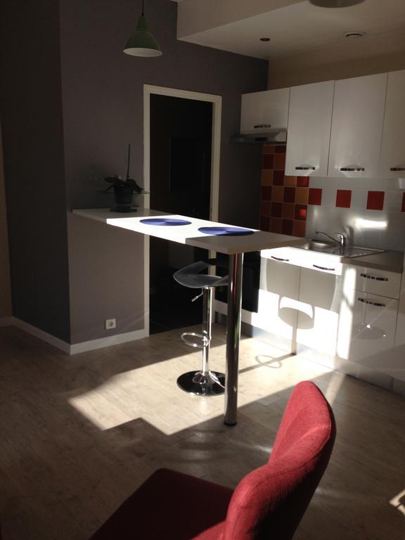 Appartements D'Hotes Santa Giulia Niort Room photo